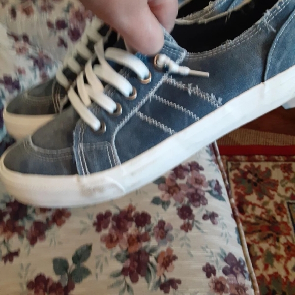 Pop sneaker - Picture 3 of 8